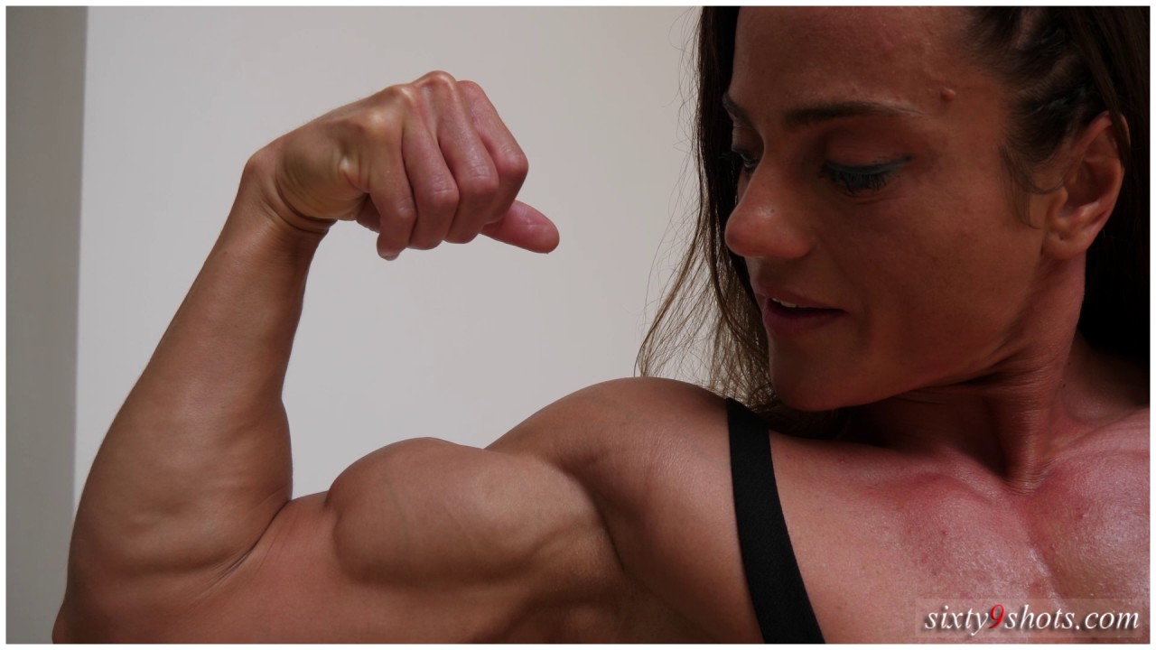 Guluzar Tufenk Pecs Biceps Flex Video