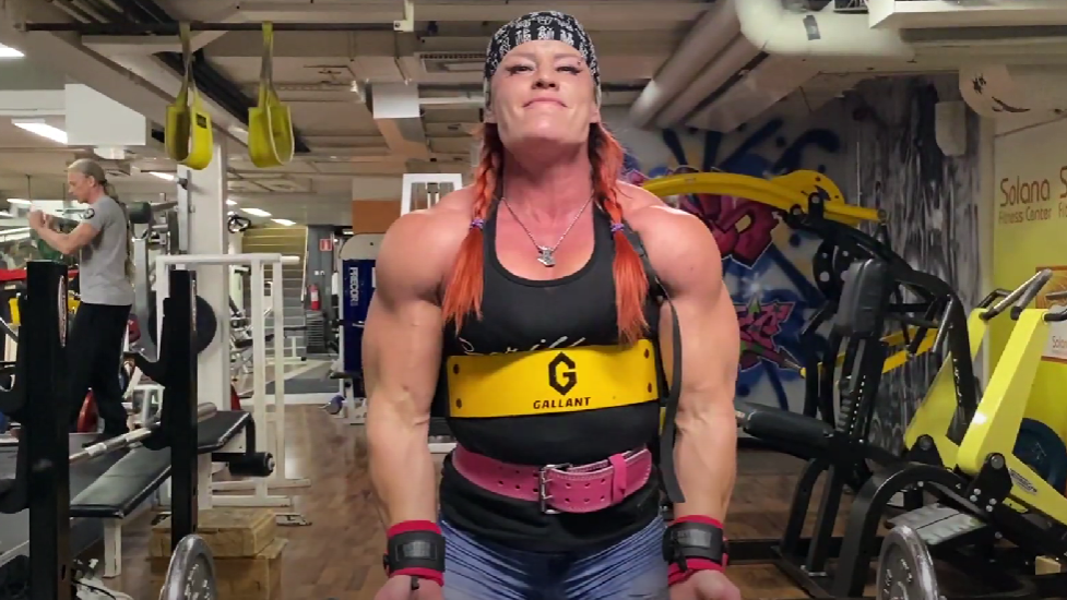 Marie Silmäri Arm Workout Video