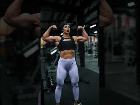 Kristen Nun Biceps Video