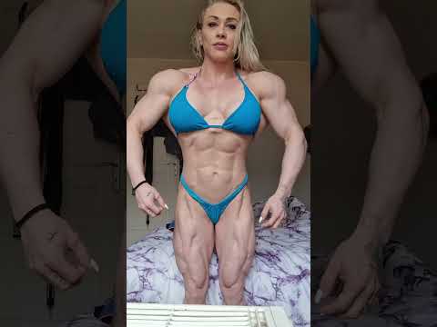 Sophie Leo Posing Video