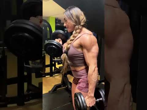 Jessica Sestrem Bicep Pump Video