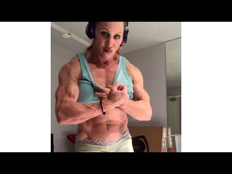 Lindsay Mulinazzi Flexing Everything