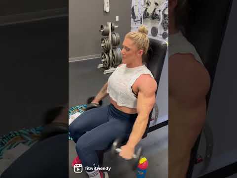 Wendy Levra shoulders video