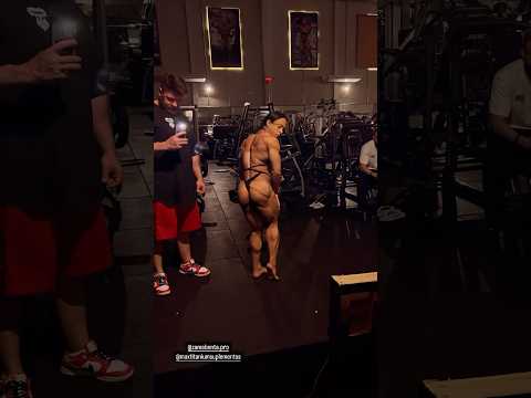 TAMPA #shorts #trending #glutes #shape #workoutmotivation #fitnessmotivation #fit #bodybuilding