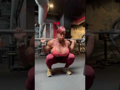 Barbara Carità Squating Video