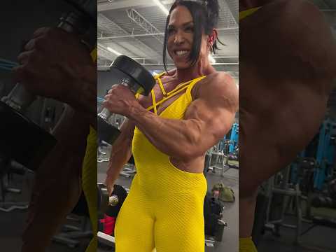 Sherry Priami Biceps Video
