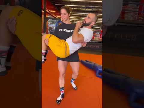 Vladislava Galagan Lift and Carry Video