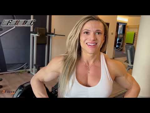 @carolalvespro6931 Carol Alves in Romania | Posing & Interview | 3 Days out
