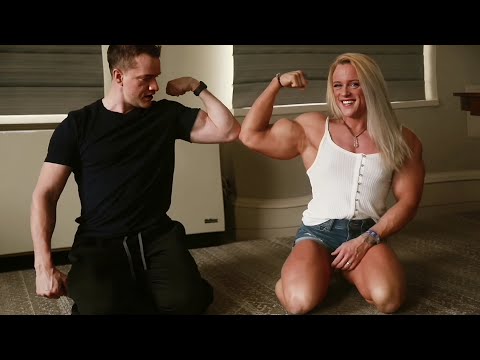 Hailey Delf and Ashley Hromyak Female bodybuilder Arm wrestling