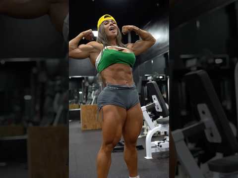She hulk #motivation #postlegday #funny #postlegsworkout #bodybuildingmotivation #legdaytoday #hulk