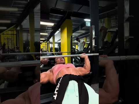 Upper chest #gym #motivation