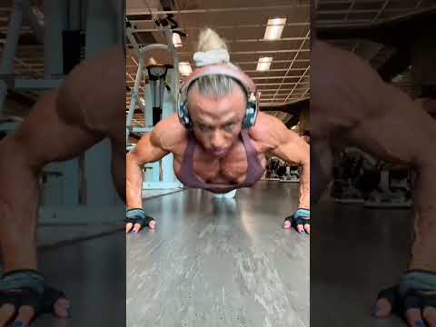 Julie Warbler || The Most Shredded Woman #shorts