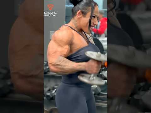 She Has HUGE Veiny Arms – Fabiana dos Anjos