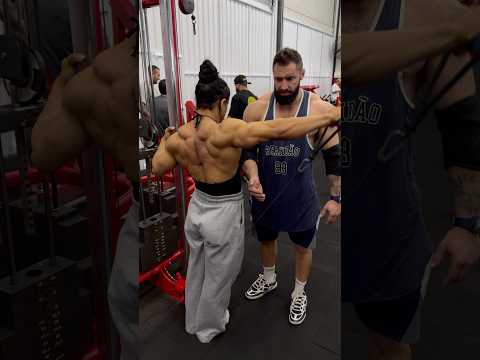 SHOULDERS&BACK #motivation #fitness #bodybuilding #daily #workout #shoulder #back #maromba
