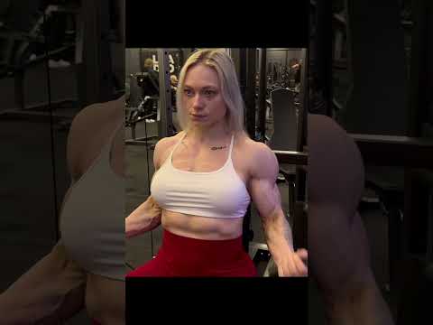 IFBB PRO Mira Roukala Bicep Curls